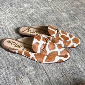 Sam Edelman Tan and White Patterned slip on Loafers - size 7.5 - leather